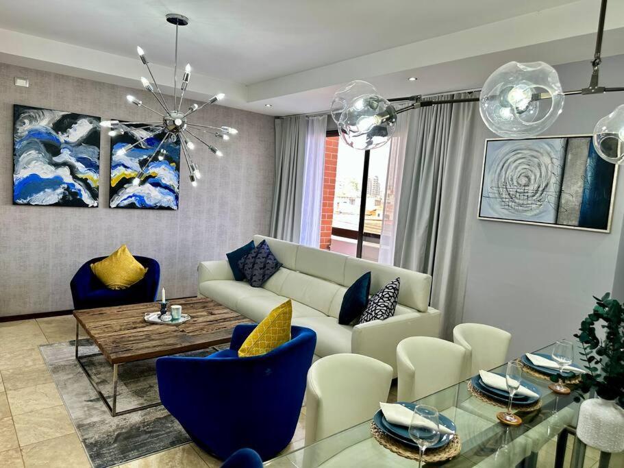 Metropolitan Blue Sk Apartment